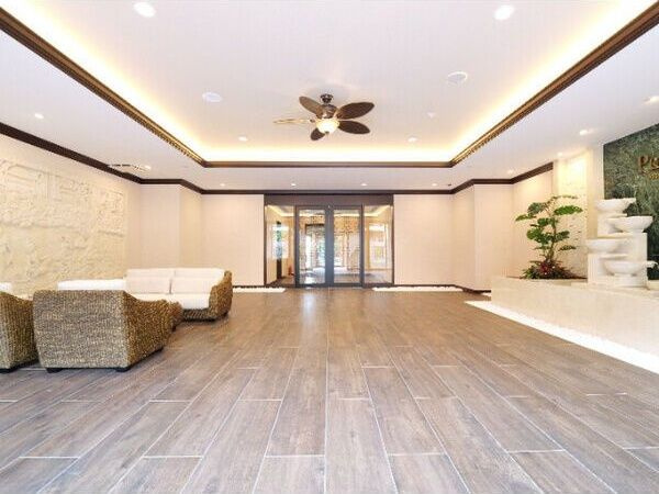 プレジオ西中島ASIANのロビー