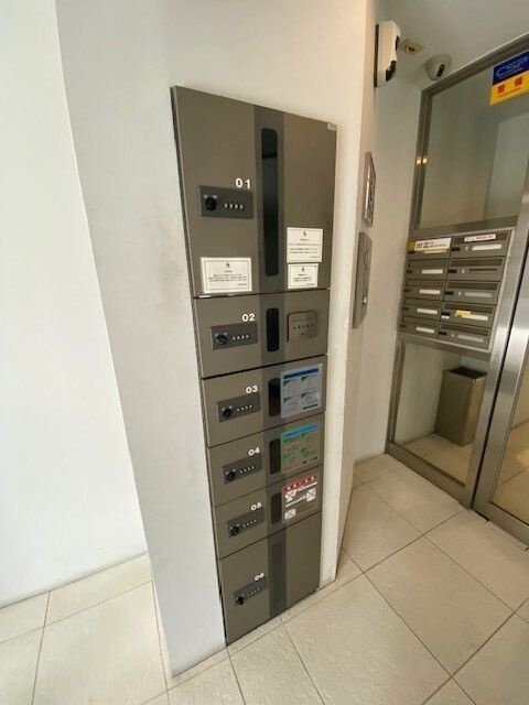 シルバラードＮＯ．４のロビー