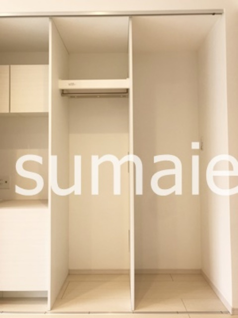 リブリ・プランドール大宮の収納|冷蔵庫置き場とクローゼットタイプの収納