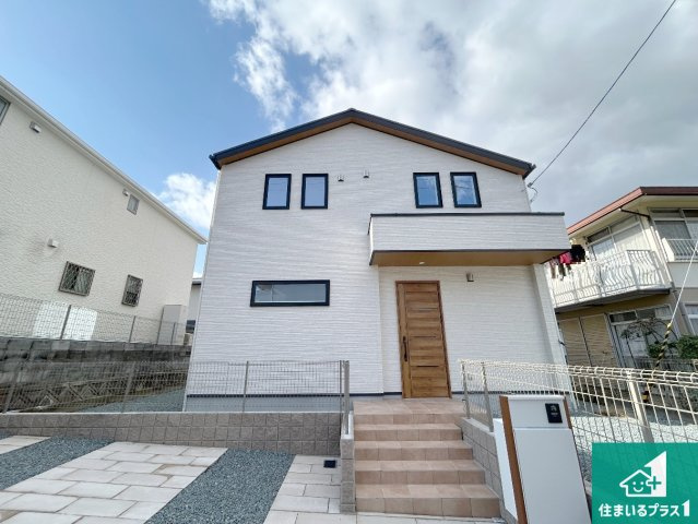 神戸市北区筑紫が丘　新築一戸建て