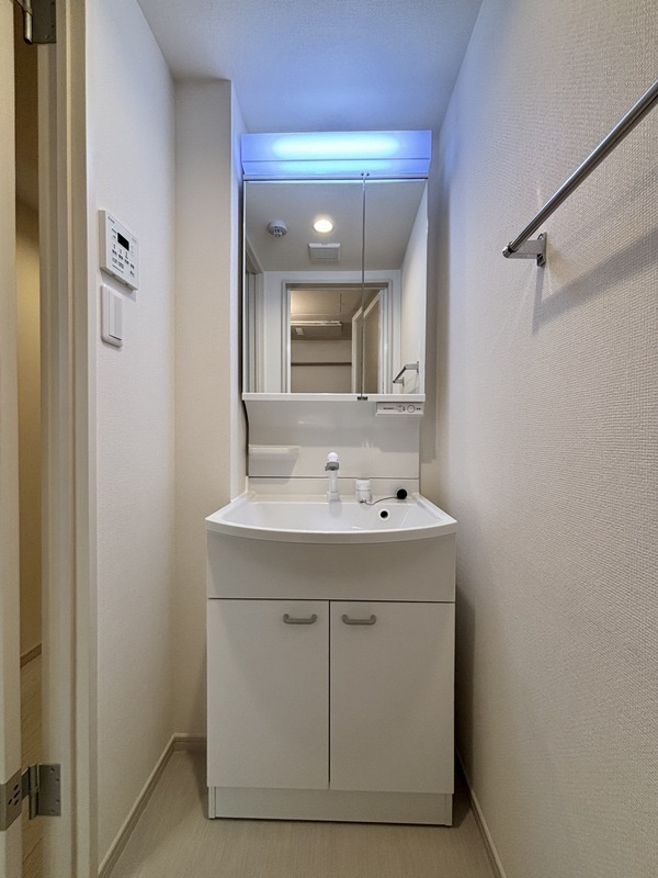 リブリ・検見川浜の洗面所|コンパクトで使いやすい洗面所