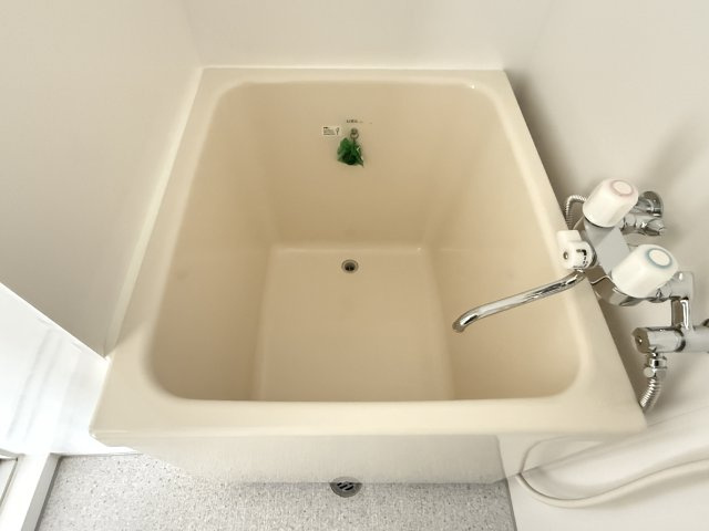 茜マンションの浴室