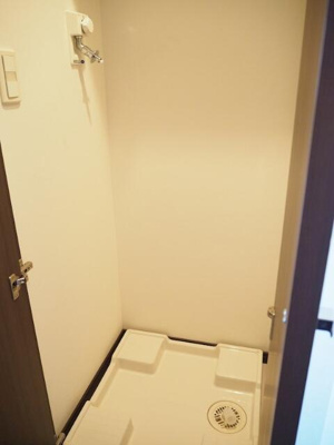 【設備】 | ルーブル両国 | 洗濯機置場 