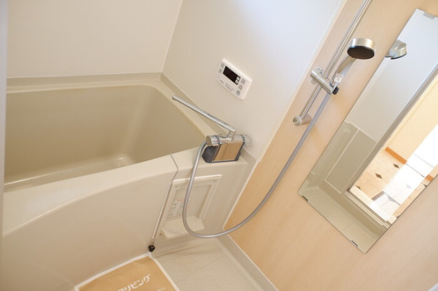 メゾン錦Ａの浴室