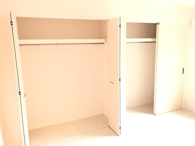 稲城市矢野口のアパートの収納