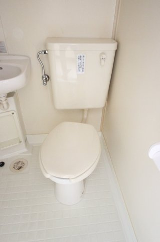 グリーンハイツのトイレ|写真はイメージです
色仕様は現状優先となります。