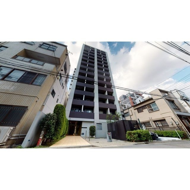 コンフォリア森下の外観