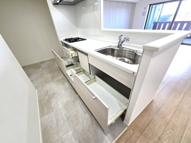 パーク・サンリヤン博多の森Ⅳのキッチン