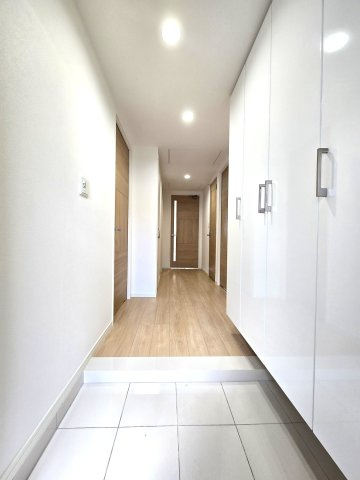 パーク・サンリヤン博多の森Ⅳの玄関