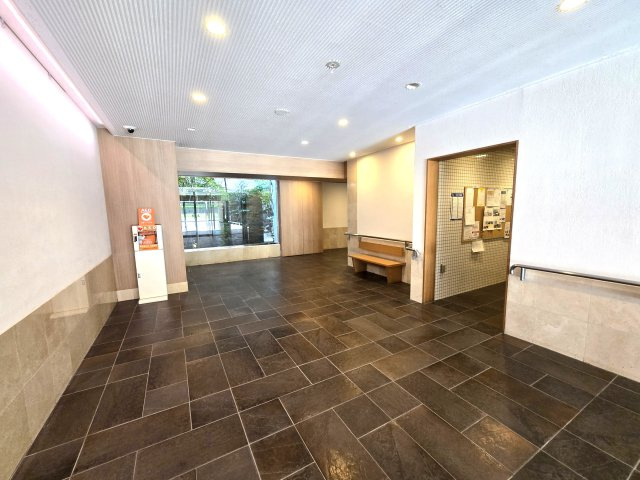 パーク・サンリヤン博多の森Ⅳのエントランス