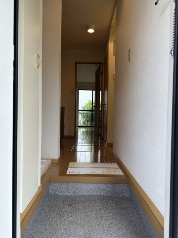 川崎市麻生区上麻生５丁目のアパートの玄関|※他部屋参考写真