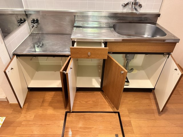 川崎市麻生区上麻生５丁目のアパートのキッチン|※他部屋参考写真