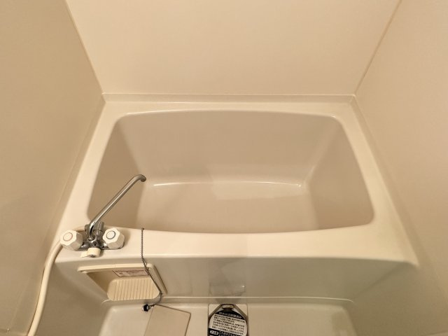 川崎市麻生区上麻生５丁目のアパートの浴室|※他部屋参考写真