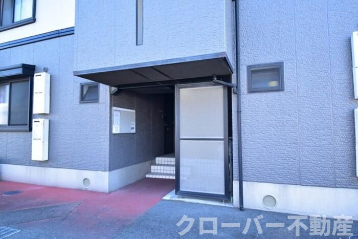 ベルコート B棟のエントランス|エントランス