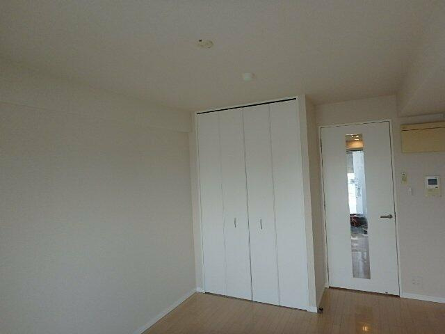 CALM.KOIWA WESTの洋室