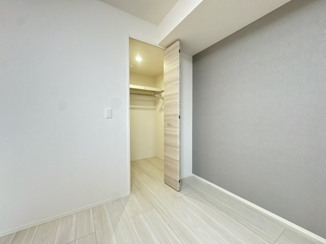 トリシア遠里小野の収納