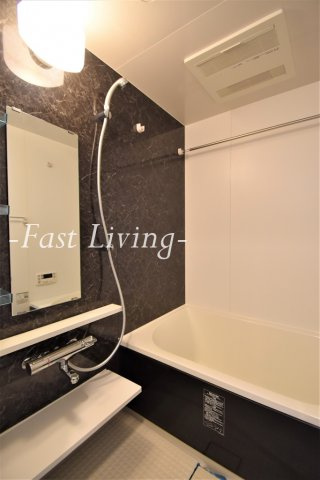 J-FIRST CHIYODAの浴室