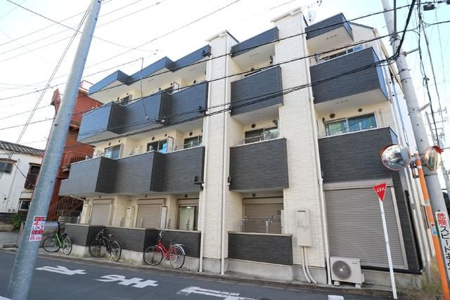 ラ・アヴェニール東武練馬の外観