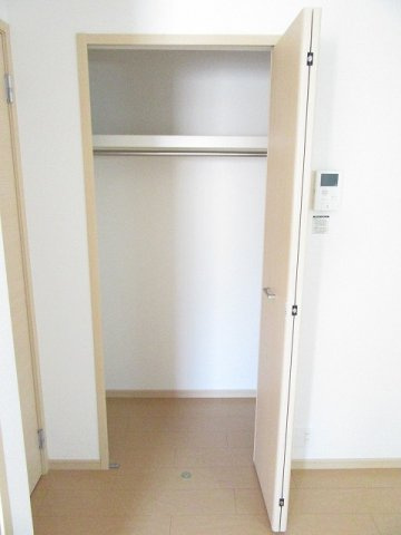 若葉Ｄの収納|たっぷりとした収納スペースです