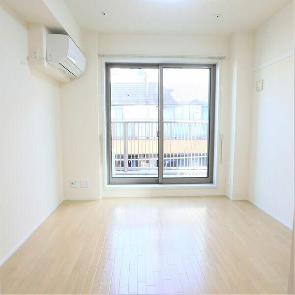 グランシャリオ西川口の居間・リビング