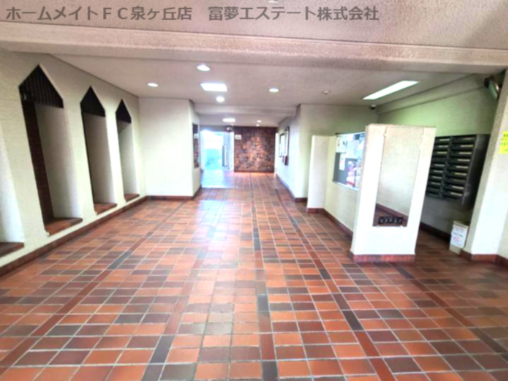 エクセラート北助松のロビー