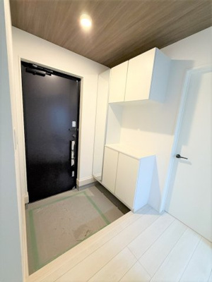 【玄関】 | 【仲介手数料３３０万円が無料！！】■長期優良認定住宅■住宅性能評価７項目で最高評価