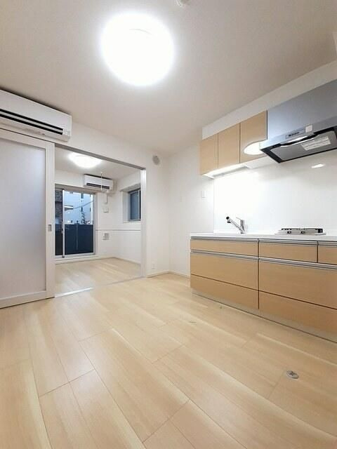 ロイヤルパイン　ストリームの居間・リビング