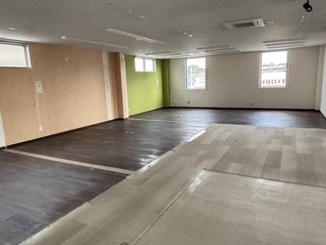 泉テナントの内装