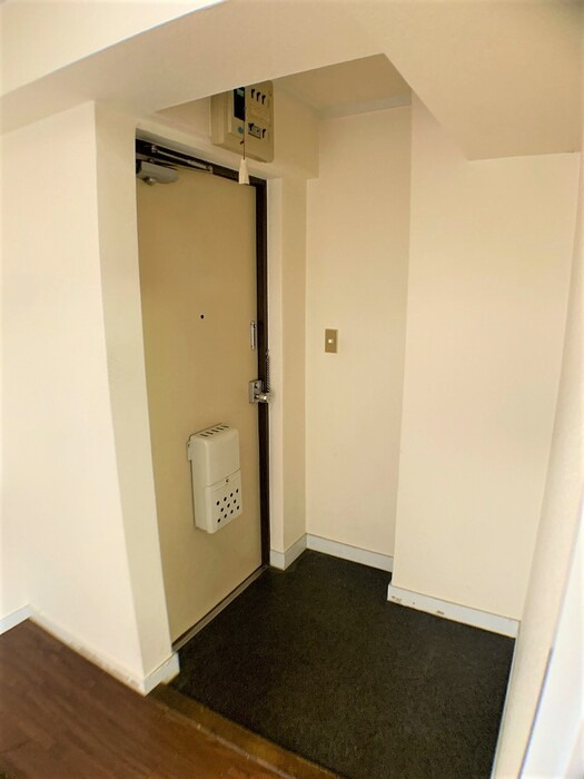 ロイヤルパーク緑丘の玄関