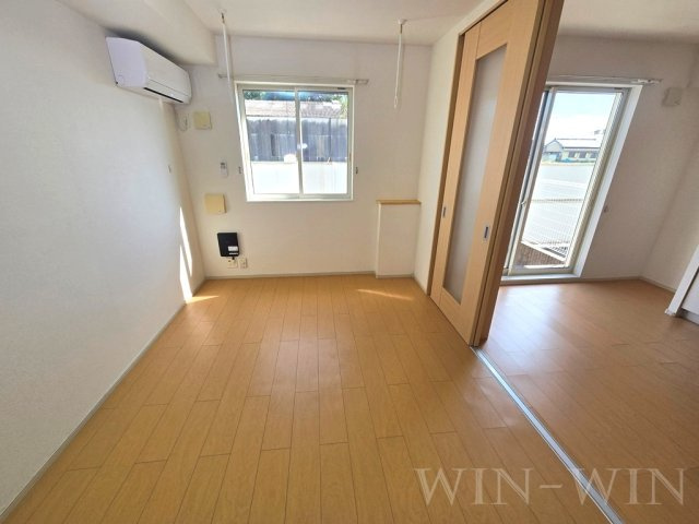 アークラムの居間・リビング