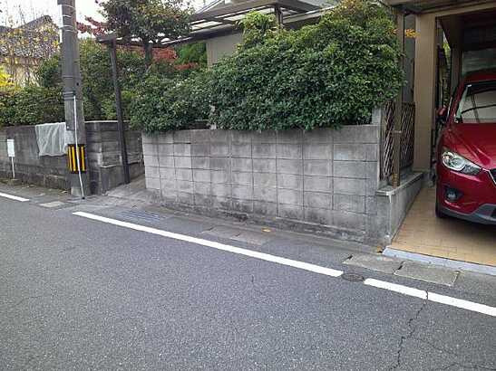 【前面道路含む現地写真】