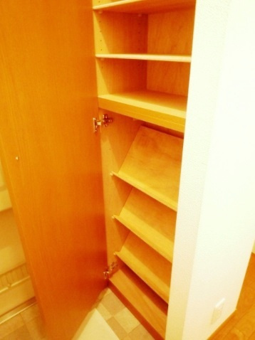 メゾン・ド・ボヌールの玄関