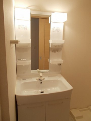 【洗面所】 | ダイアンサス | 使いやすい洗面所です