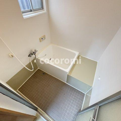 東町平屋の浴室