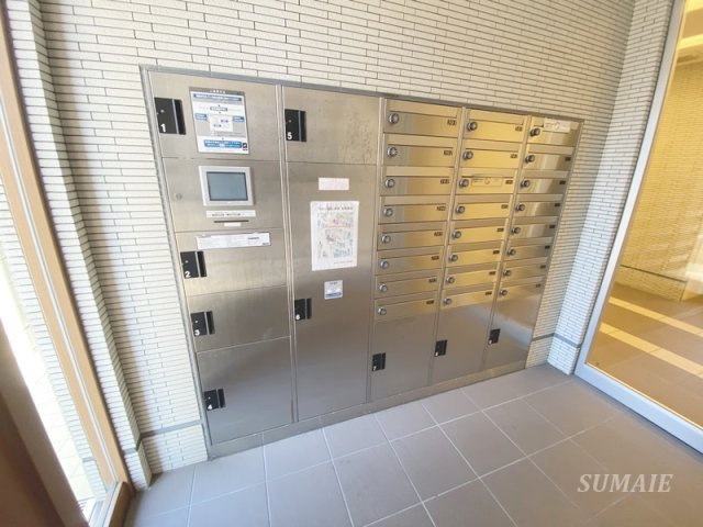 オークスＵＲＡＷＡのその他共用部分|集合ポストと宅配ボックスです☆