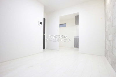 【内装】 | フジパレス阪急吹田駅南３番館 | 毎日を快適に過ごせる、明るく開放感のある居室