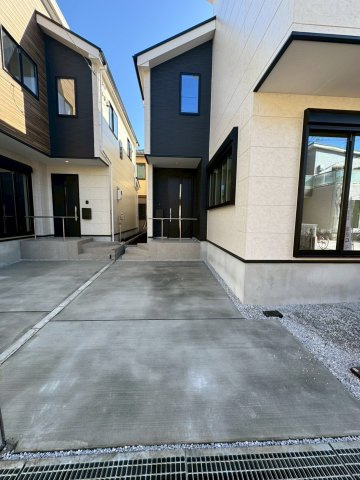 所沢市北中新築戸建　2号棟の前面道路含む現地写真|現在建築中！2026年1月撮影