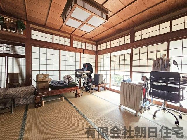 【和室】 | 加茂町猪尾中古戸建 | 柔らかい畳が心地よい和室