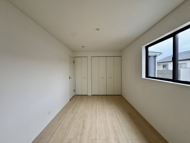 浜名区引佐町金指　第一　全3棟　3号棟の洋室|2F 洋室7.5帖 お子様部屋としてお使いいただけます♪