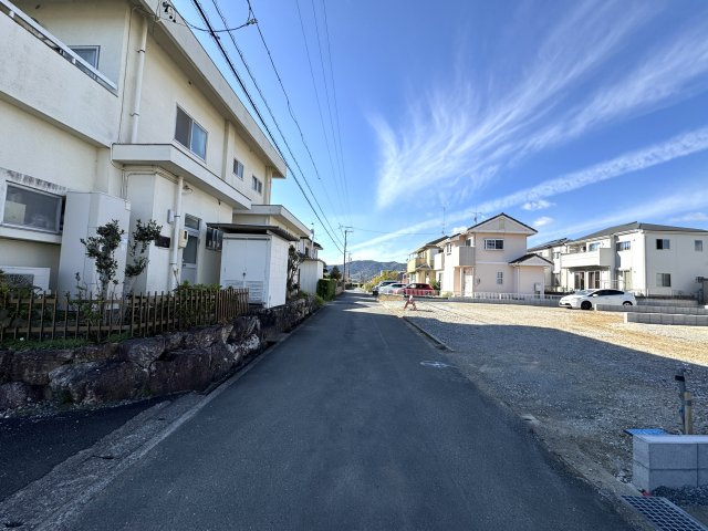浜名区引佐町金指　第一　全3棟　3号棟の前面道路含む現地写真