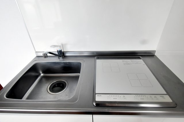 Liber西宮のキッチン|2口ＩＨコンロ