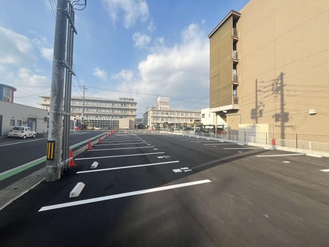 S place bld.の駐車場