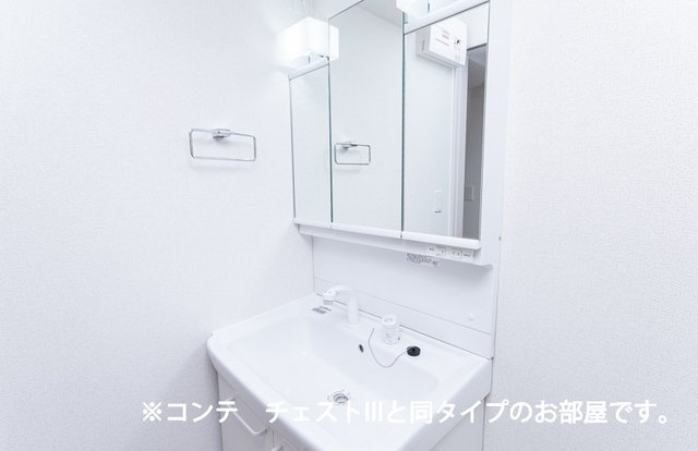 ライム周南の洗面所