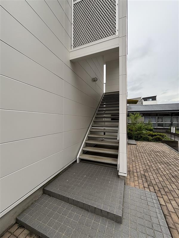 Palace上峰のエントランス|落ち着いたエントランスです