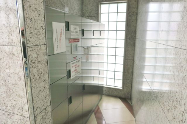 スターフィールド浦和常盤のロビー|★１階ロビーに宅配ボックスを完備しています。★