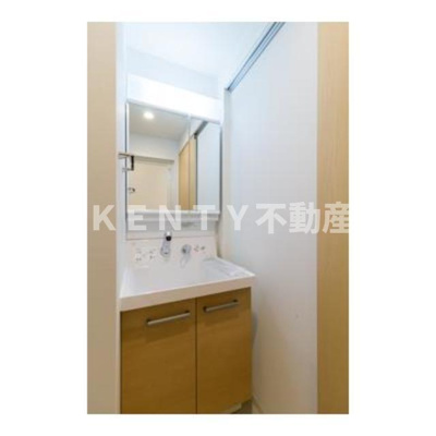 【洗面所】 | 松葉 | スペースが確保できる洗面所です