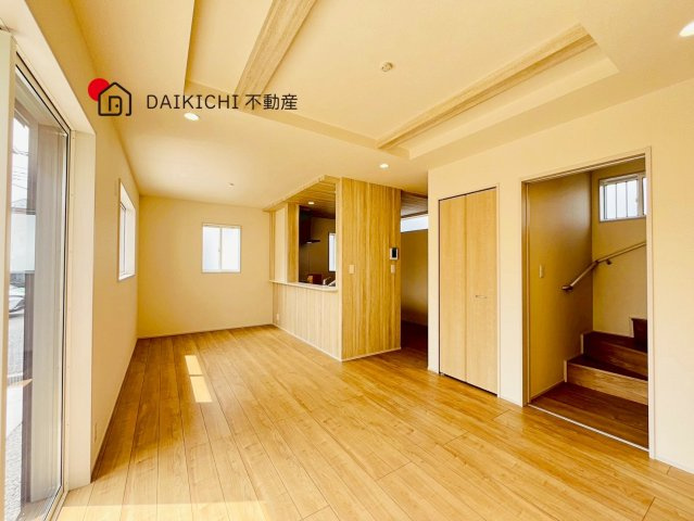 【前面道路含む現地写真】 | 鴻巣市本町7丁目　新築戸建　全3棟　1号棟