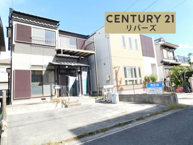 あま市七宝町川部折戸の中古一戸建の前面道路含む現地写真|☆２０２５年８月内外装リフォーム済☆　　新価格！　いつでもご案内出来ます♪（お問合せ当日、平日、水曜、夜間の見学でもＯＫ）　南向き♪　敷地３６．１３坪！　駐車並列２台ＯＫ♪　全居室６．０帖以上！