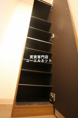 【設備】 | ウェストコート垂水町 | 収納力たっぷりのシューズボックスで玄関すっきり！