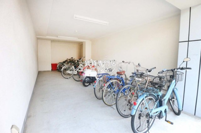 【その他共用部分】 | ウェストコート垂水町 | 自転車通勤にも便利な駐輪場付き♪